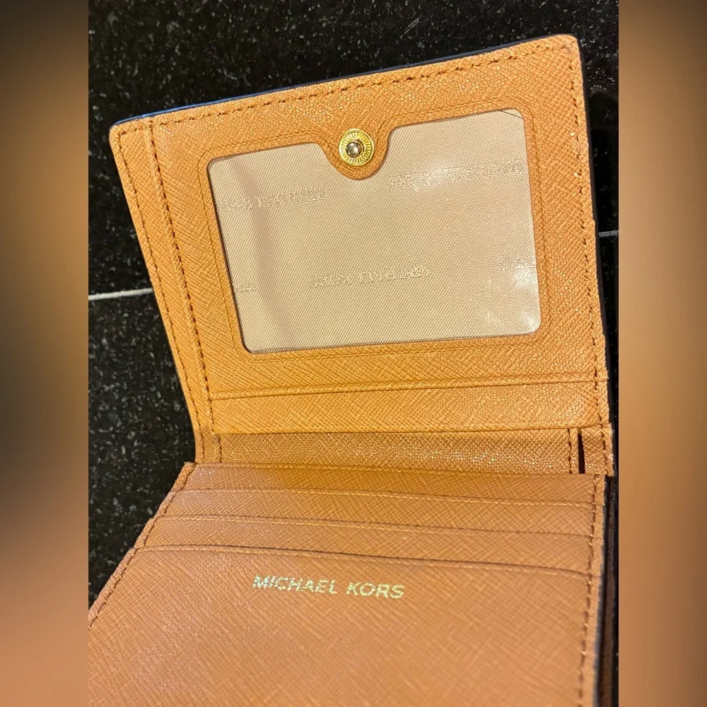 Michael Kors Wallet Saffiano Leather Jet Set Travel Flap Card Holder Caramel - Picture 7 of 13
